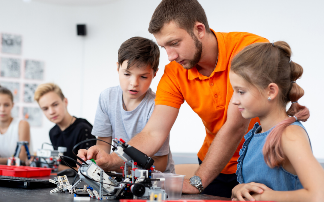 Teachers & Educators in the Digital Age – How EdTech Is Revolutionizing Classrooms and Professional Development